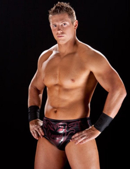 hotcelebs2000:  THE MIZ