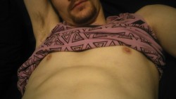 cutetwink4nething:  Super sensitive nipples