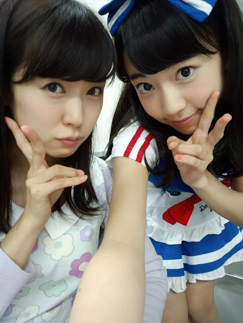 akibeya:  宮脇咲良 - Google - こんばんは♪ 宮脇咲良です！ 今日は、選挙ポスターの撮影でした(`･ω･´)ｼｬｷﾝ