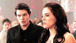 dailyvampireacademy:  Vampire Academy Meme 3 friendships (2/3): Rose &amp; Christian