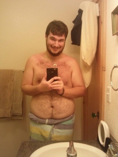 heftyheftyhefty0:  mc-scooters:  Happy tummy Tuesday!  Reblogged so hard, lol