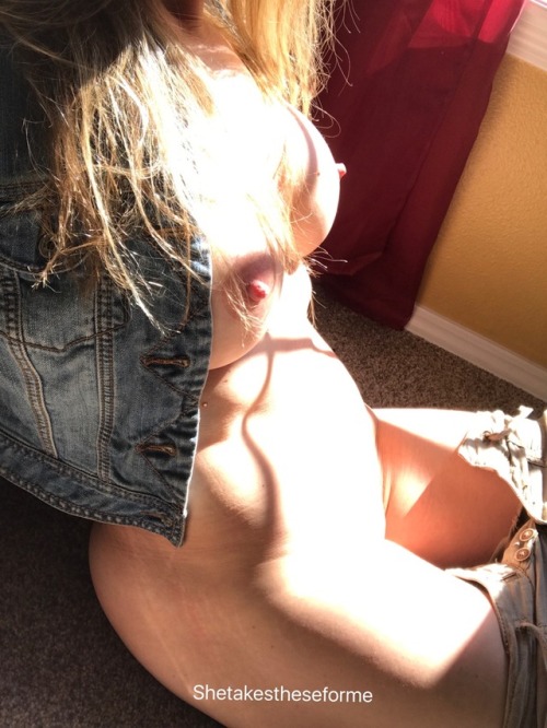 she-takes-these-for-me:  I just can’t keep my hands out of my pants when I think of him…….
