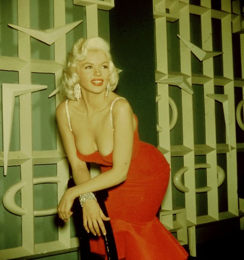 jaynemansfield-poedie:  Jayne Mansfield adult photos