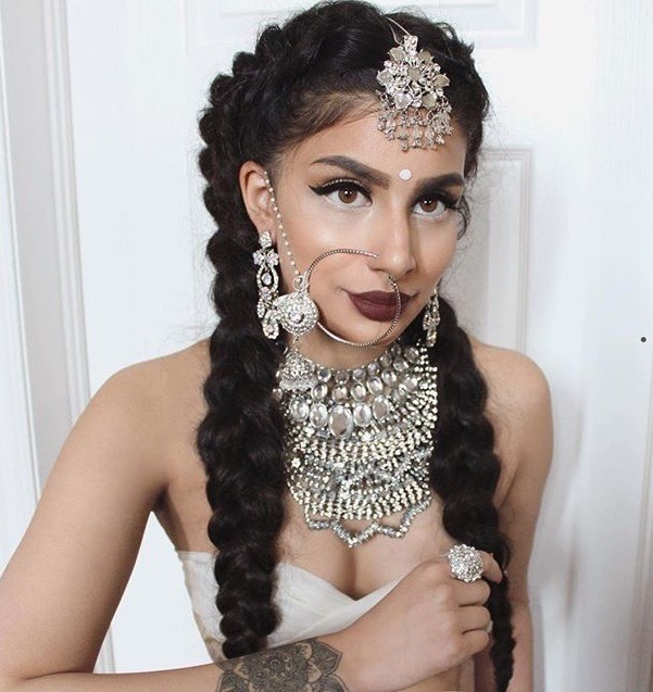 fashionistasrus:  Instagram: aankita.b