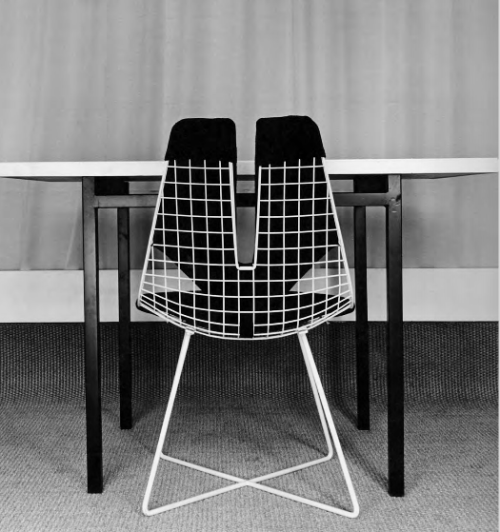 Hans Theo Baumann, Wire mesh chair, 1952. Made by Vitra, Weil am Rhein.From the book Hans-Theo Bauma