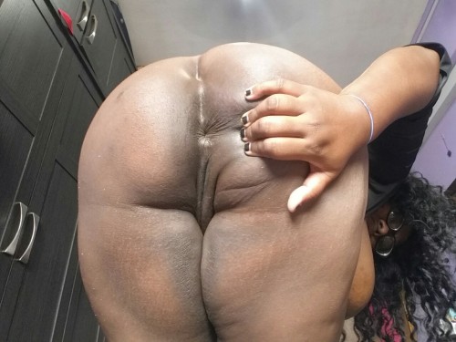 chocobabydolly:  Spank My Big Chocolate Booty Saturday…My pussy gets soo wet thinking of you popping my booty cherry for the first time…breaking my ass..like you said,daddy with your huge cock after i lick your ass …mmm at the same time..who wants