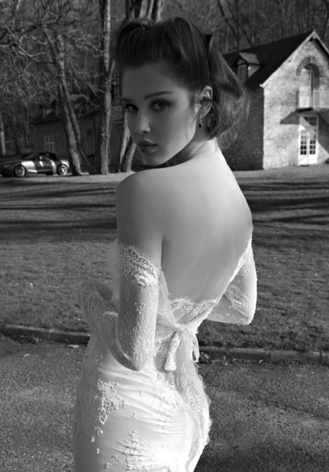 steinerkd:  Imbal Dror lace wedding dress 2013. Nice retro look, love her hair. 