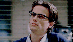 spncrds:dr. spencer reid + glasses