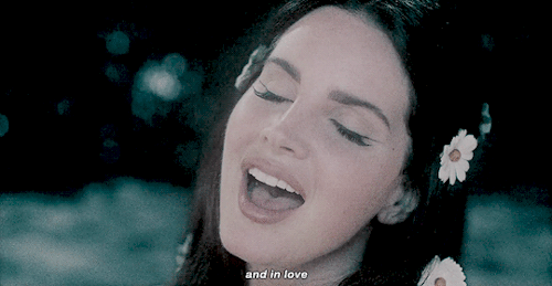 dailydelreygifs - Daily Lana Del Rey Gifs