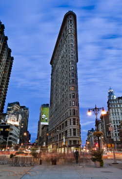 breathtakingdestinations:  Flatiron Building - New York City - New York - USA (von DiGitALGoLD)