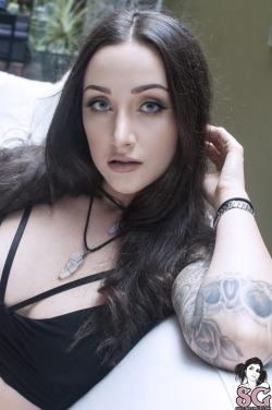 altmodelgirlcrush:  Verde Suicide@suicidegirls