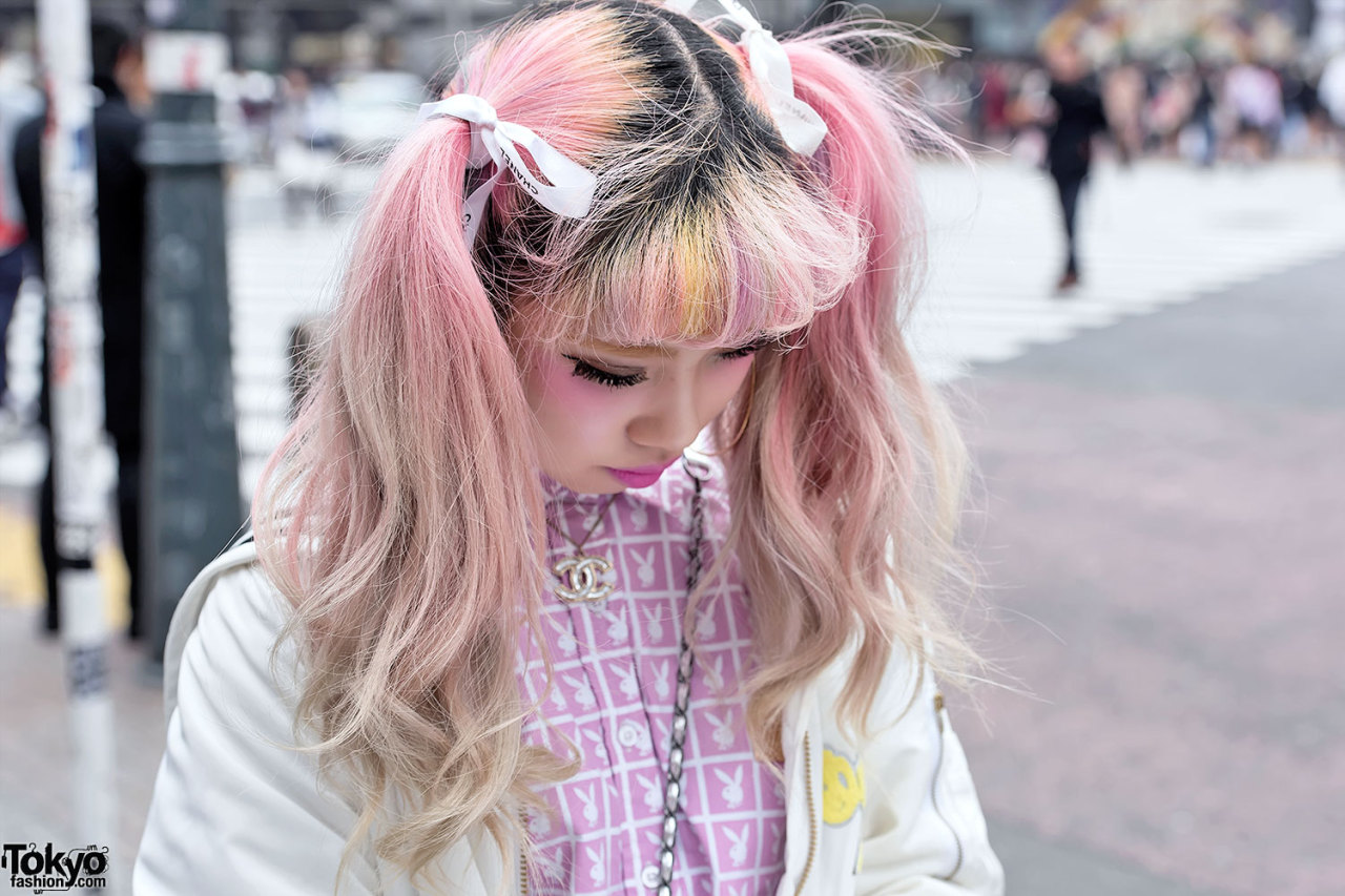 tokyo-fashion:20-year-old Koyucha at Shibuya Scramble today with a super cute pink