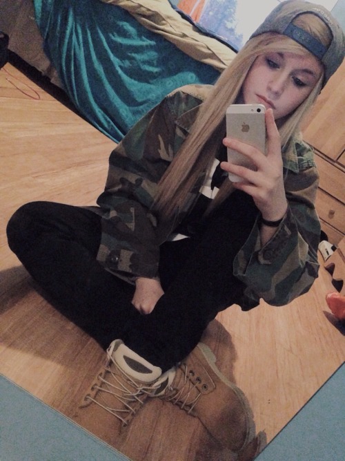 damaged-:   🔫 