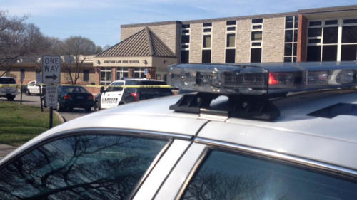 breakingnews:Student dies after school stabbing in ConnecticutNew Haven Register: A 16-year-old girl