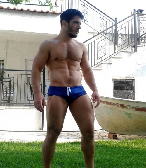 superbeast07:  motorcat:  Steve R from Greece.  *drools* 