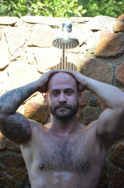 Follow my two hairy men blogs:http://sambrcln.tumblr.comhttp://hairysex.tumblr.com