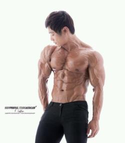  Jeung Seup 