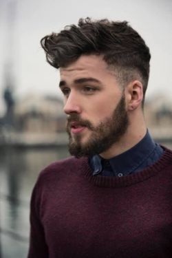 decisivo:  :)  Is this that Hipster, rugby-playing