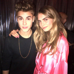 ccccaradelevingne:  oh my christ askdfhksdfkjhoaiuirhcno