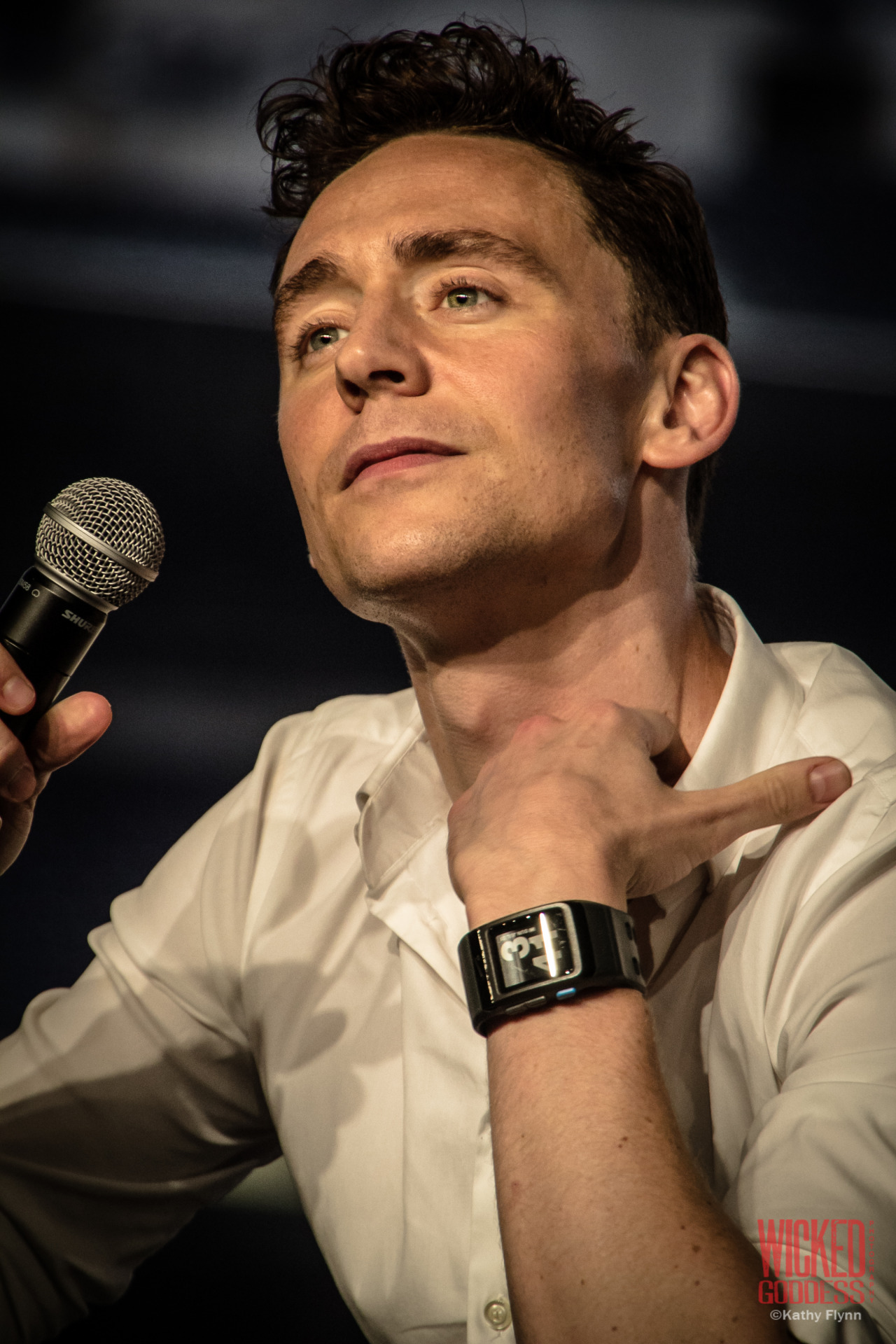 vivillrocku:  HQ - Tom Hiddleston at Nerd HQ 2013 at Petco Park [27P] 