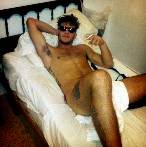 realmenstink:  RIPE TATTED WHITE TRASH PITS !!!