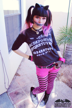 thehellobatty:  Three Cheshire Cat Inspired