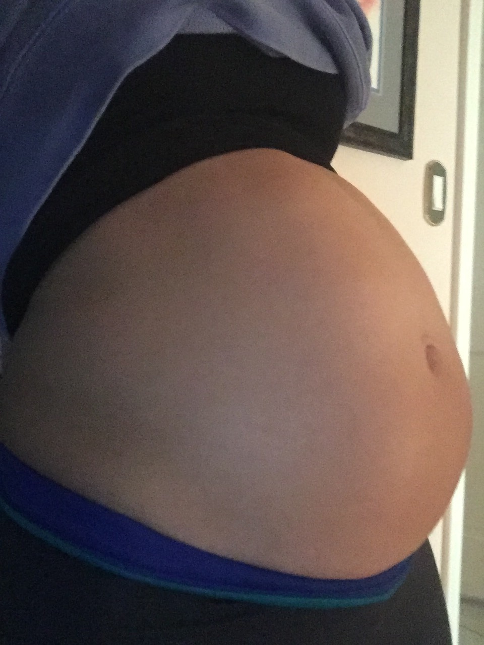 lilsisbigbelly:  Halfway break from today’s stuffing todayyy🐷🐷🐷