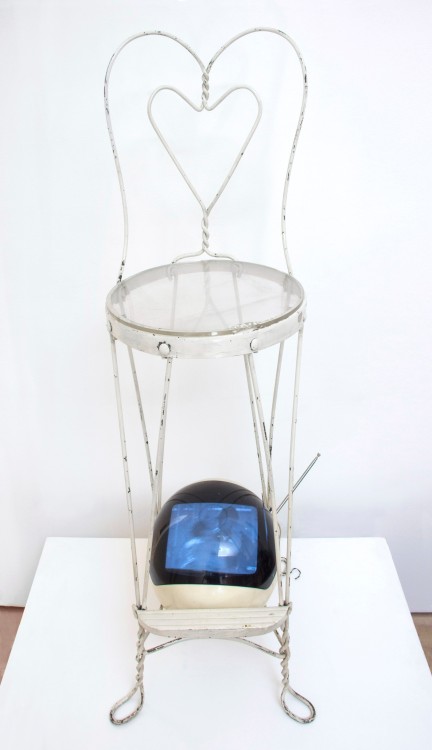 maybethereissomething:Nam June Paik, TV Chair, 1973 