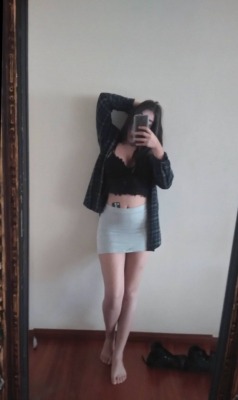 Mari’s OOTD! Thank you! Like and reblog