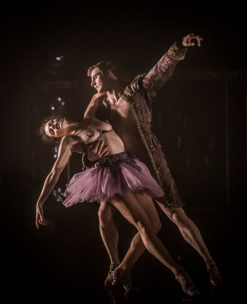 Laura Careless and Steven Trumon Gray in Nutcracker Rouge. Company XIV, New York, November 2015. © M