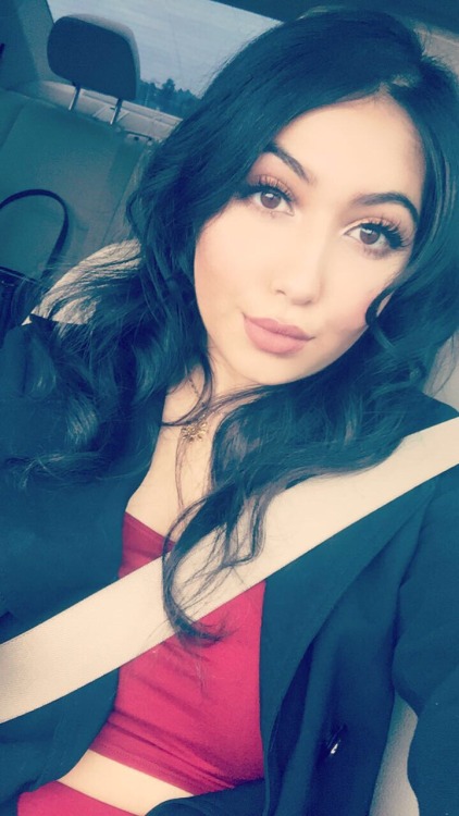 moonlightangel:all nye selfies in the car
