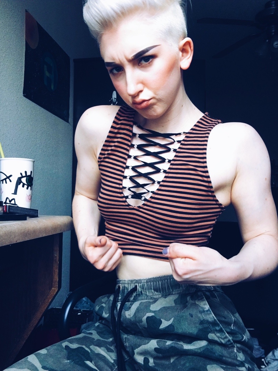 trannidifranco:  kat-von-delts:  Girl Hears A Boy Say Some Dumb Shit And Endeavors
