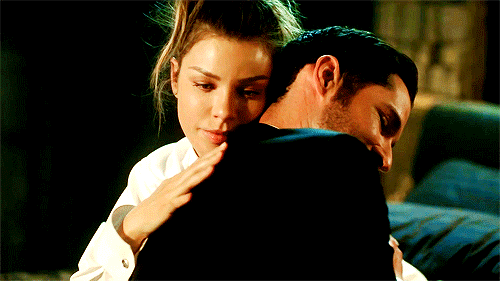 damn-salvatore:Happy Birthday, Detective!