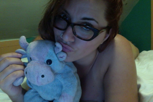 XXX oceanfweak:  moocow will be my only cuddle photo