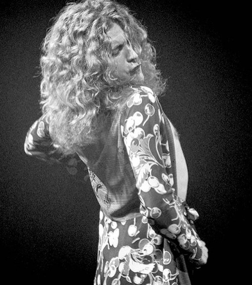 soundsof71: Robert Plant, Led Zeppelin, Detroit 1975, by Michael Brennan