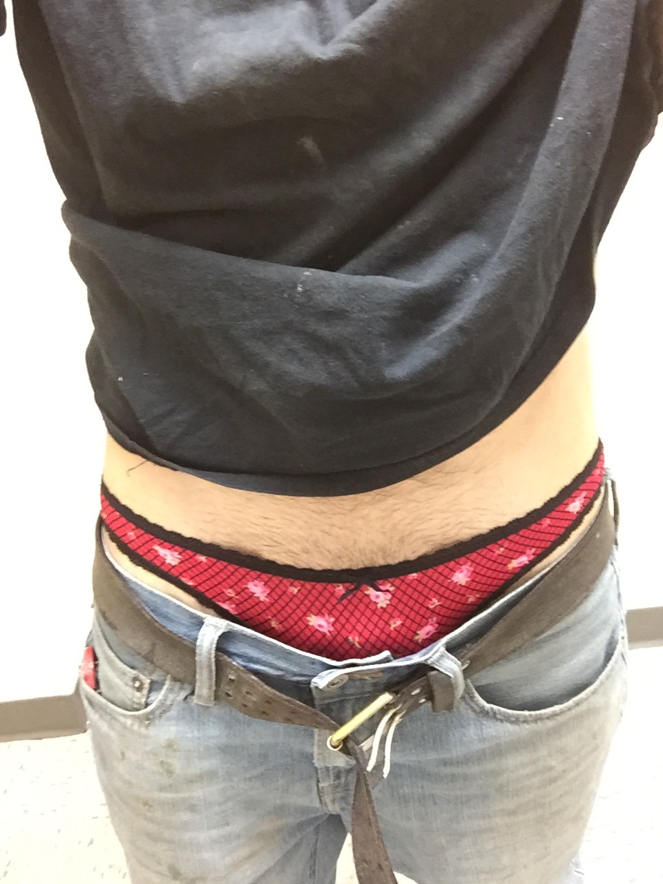 secretshysissy:  Love wearing panties to work