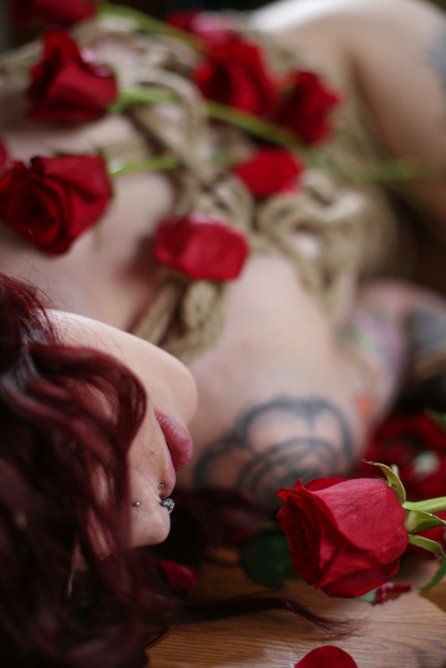 grues0m-e:  Photographer: Mistress Maru You can find her on Fetlife here: https://fetlife.com/users/2298062  Model- Myself   Do not delete caption or steal photos. 