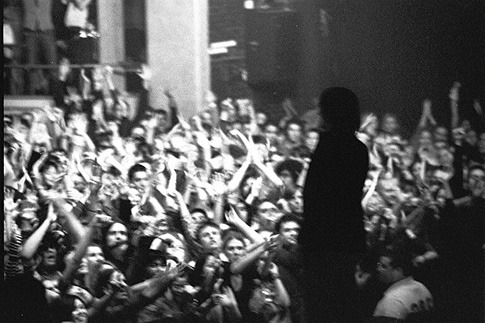 ximenilla:  The Strokes at Hammerstein Ballroom, NYC 10/31/01 