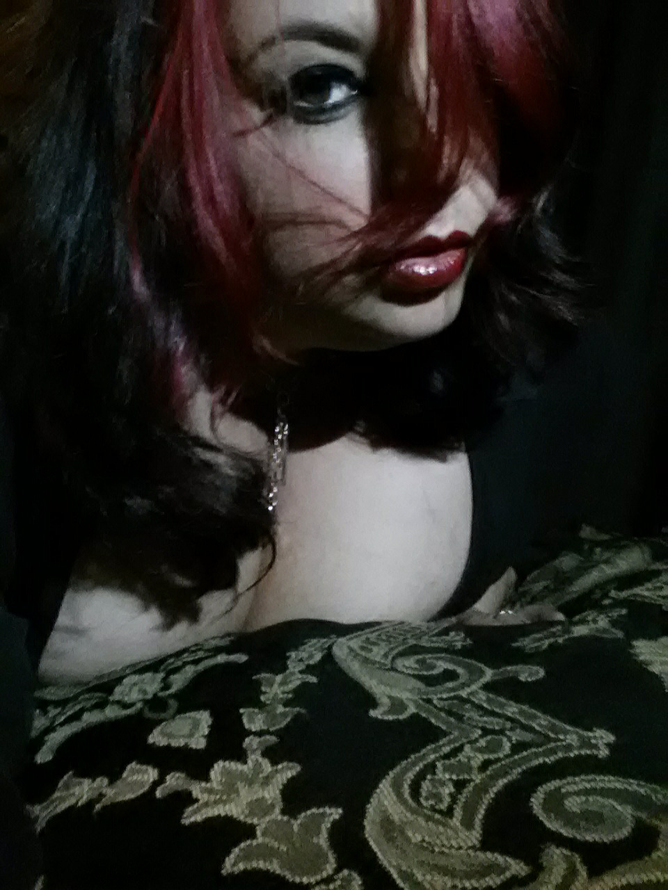 pixie-bitch75:  Laying here thinking Naughty thoughts… like how I want to lick