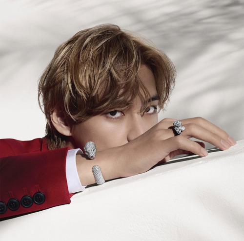 TAEHYUNG INSTAGRAM POST | CARTIER