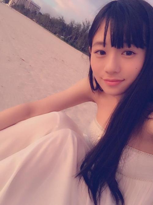 funkyfunx:伊藤萌々香（フェアリーズ）さんはTwitterを使っています: “ついに今日伊藤萌々香1st写真集「MOMOKA」発売されました！！ヽ(´・∀・｀)ﾉ！！ フェアリーズを応援して下