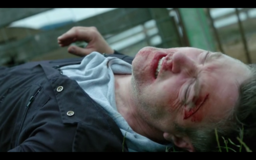 Hit and Miss s01e01 the handsome bully gets beaten up by a transexual in front of his bully son