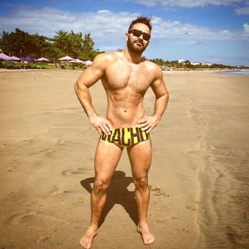 Saturday shout out to this sexy hunk @bam22m go follow him now! #speedos #speedo #guysinspeedos #ins