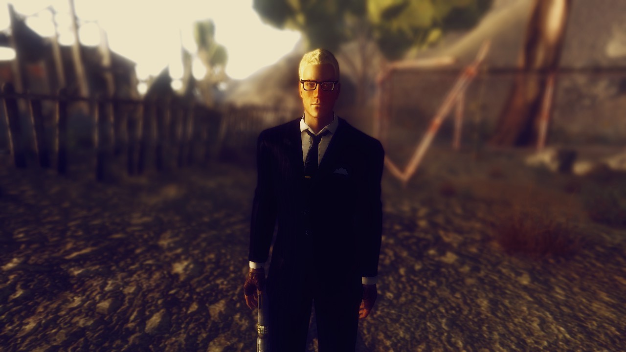 theburnedmansbutt:  lOOK AT HIM   Whoa. Gannon. Damn. Time to play NV again.