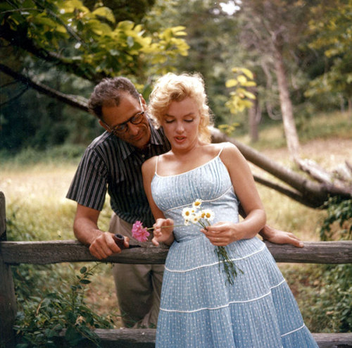 twixnmix:   Marilyn Monroe and Arthur Miller photographed by Sam Shaw, 1957.