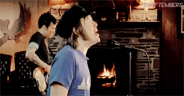 swiftembers:  Isn’t it messed up how I’m just dying to be him? I’m just a notch