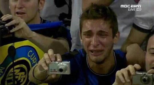 littlestpersimmon:  favorite character: [[smiles]] me: 