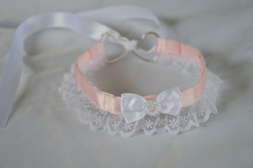 badlittlekitten:  littlepinkkittenlingerie:  New Kitten Collar 💕  Shop Little Pink Kitten Lingerie  … I NEED IT
