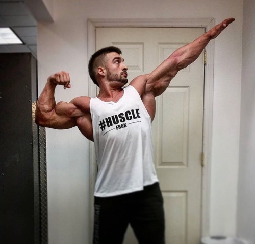 Muscle Worship