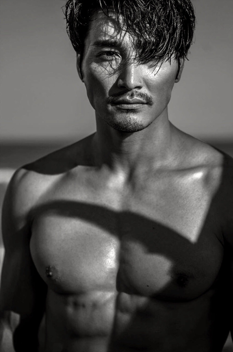 men-with-black-hair:Sampei and his lockdown body 奥野三平🇯🇵ꯑꯣꯈꯨꯅꯣ ꯁꯥꯝꯄꯩ/ОкуноСампэй/꯲꯰꯰꯵꯱꯲